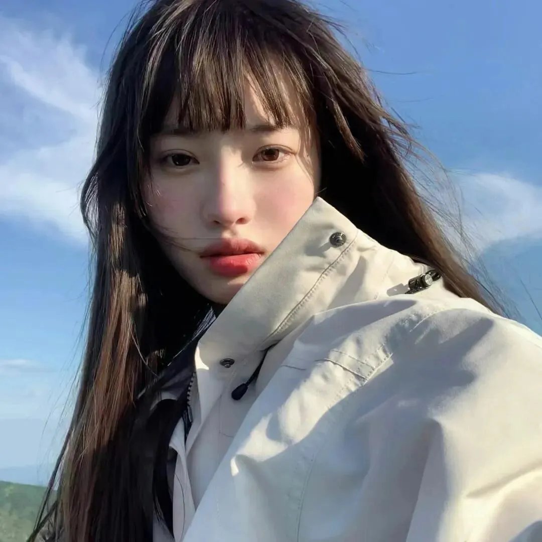 镜中影